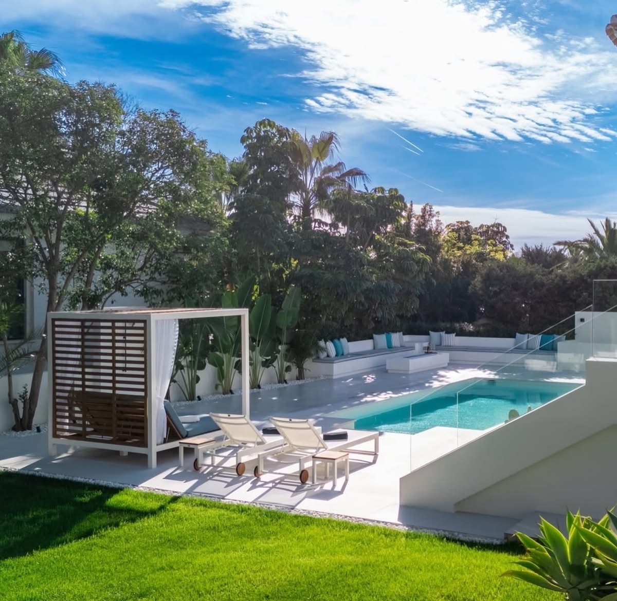 Where Luxury Meets Harmony - Real Estate - Image 1